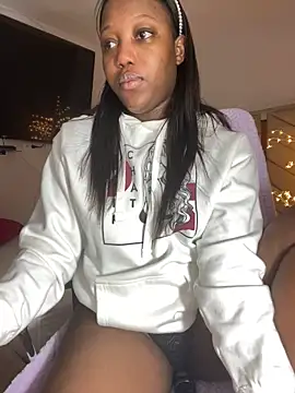 kellya  online show from January 2025 10:32:02 AM