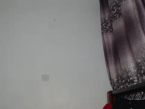 Whimsicalwillow online show from April 2026 06:19:02 PM