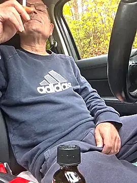 bottomhairy online show from October 2025 08:13:01 AM