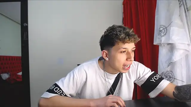  Thomas hot  online show from January 2025 11:03:02 PM