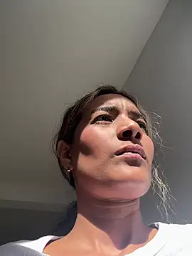 megan collins96 online show from May 2026 08:17:01 PM