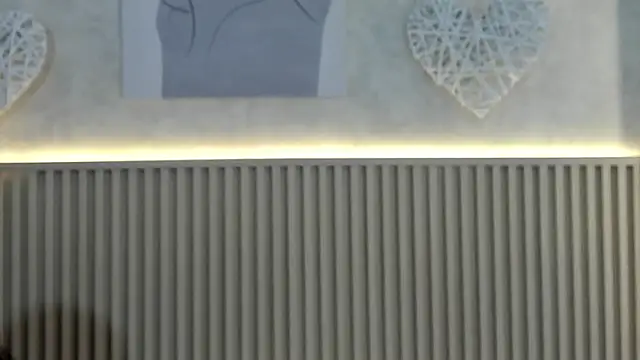 charlottebrowns  online show from February 2026 12:15:01 PM