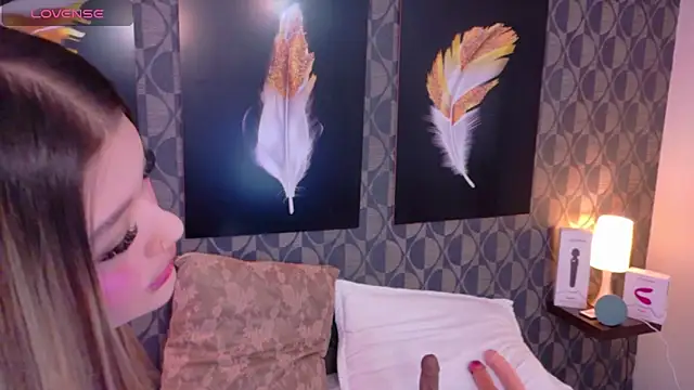 SharomRoss online show from February 2025 06:08:02 PM