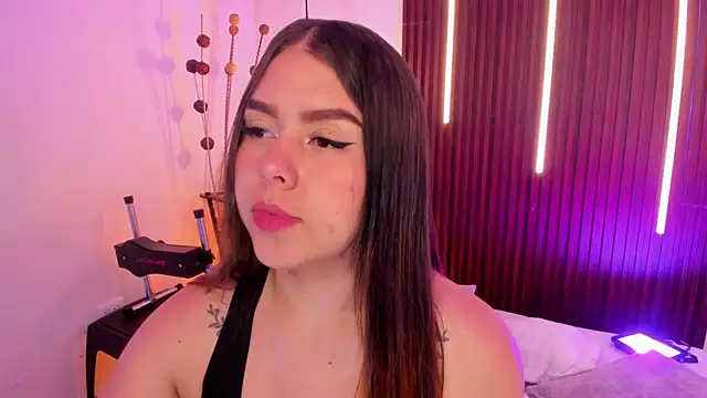 Snapshot of ArianaBaker chatting on April 2026 01:14:02 PM ArianaBaker online show from April 2026 01:14:02 PM