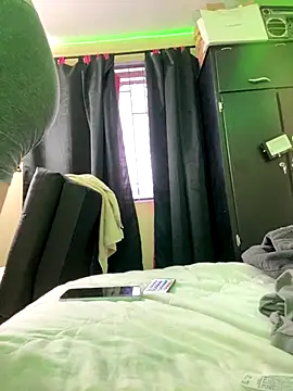 Osiiriis online show from December 2025 10:36:01 PM