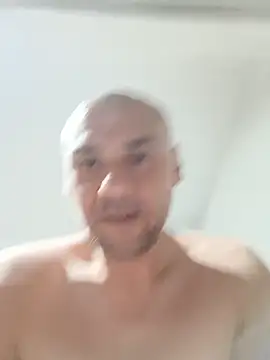 Semprefedele online show from June 2026 07:56:01 PM