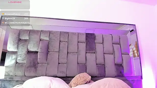 Chloe evans   online show from February 2025 02:38:02 PM