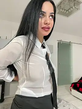 Snapshot of _adelle chatting on January 2026 12:08:02 PM adelle online show from January 2026 12:08:02 PM