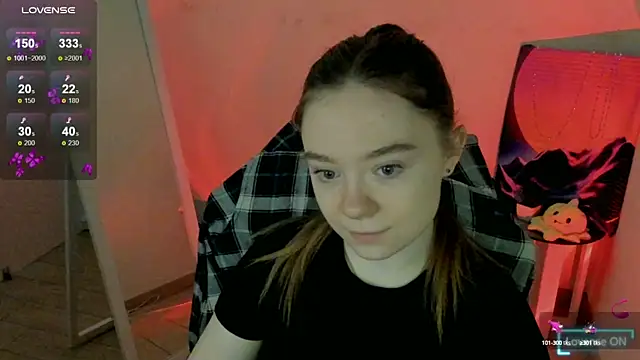 Snapshot of Florence_meow chatting on March 2025 07:30:02 AM Florence meow online show from March 2025 07:30:02 AM