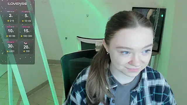 Florence meow online show from April 2026 06:44:02 AM