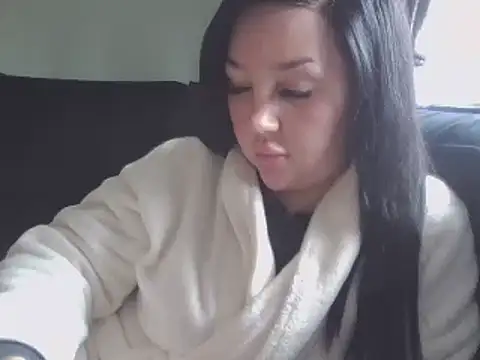 Snapshot of magical_mia chatting on February 2025 02:14:02 PM magical mia online show from February 2025 02:14:02 PM