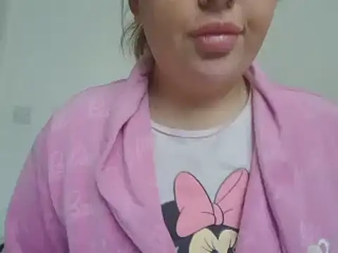 Snapshot of magical_mia chatting on March 2025 09:14:01 AM magical mia online show from March 2025 09:14:01 AM