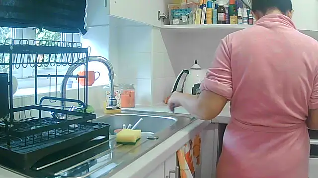 Snapshot of magical_mia chatting on October 2025 09:06:02 AM magical mia online show from October 2025 09:06:02 AM