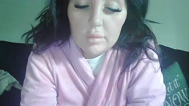 Snapshot of magical_mia chatting on November 2025 09:42:02 AM magical mia online show from November 2025 09:42:02 AM