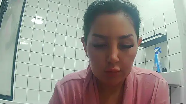 Snapshot of magical_mia chatting on November 2025 11:13:02 AM magical mia online show from November 2025 11:13:02 AM