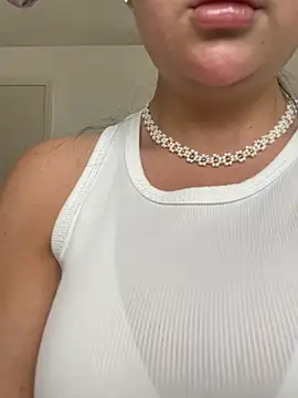 magical mia online show from July 2026 10:52:02 AM