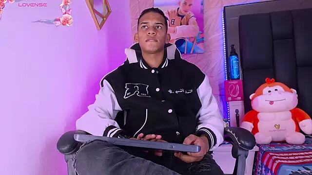 dilan alfonzo online show from March 2026 04:17:02 AM