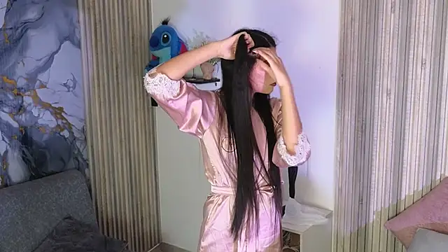 Snapshot of LissaWiild chatting on October 2025 01:26:02 PM LissaWiild online show from October 2025 01:26:02 PM