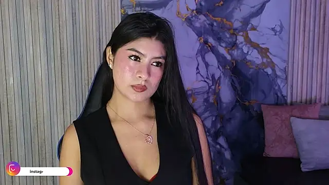 Snapshot of LissaWiild chatting on May 2026 08:15:01 PM LissaWiild online show from May 2026 08:15:01 PM