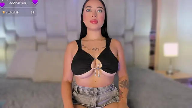 Snapshot of AnthonellaSweet chatting on October 2025 11:36:01 AM AnthonellaSweet online show from October 2025 11:36:01 AM