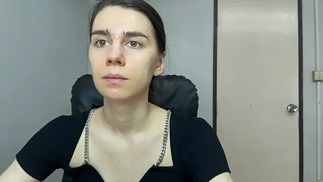 SassyJessi online show from June 2026 04:15:01 AM