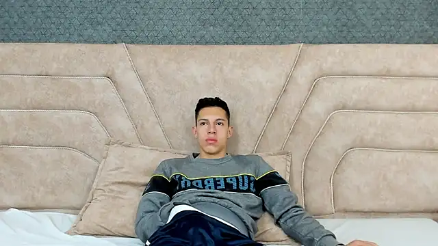 thiago19s online show from December 2024 07:26:02 PM