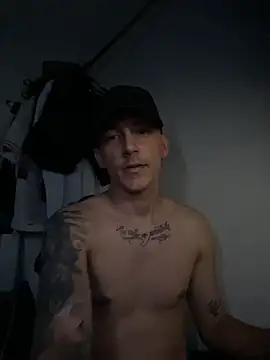 Snapshot of ElSexyPerson chatting on November 2025 06:38:02 AM ElSexyPerson online show from November 2025 06:38:02 AM