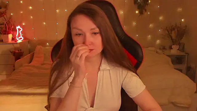 desperatehousewife   online show from February 2026 06:39:01 PM