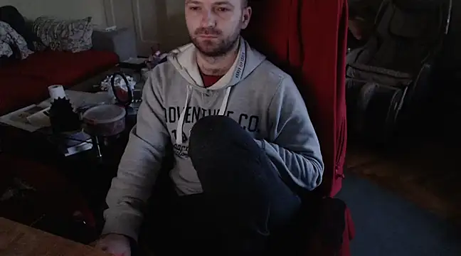 Snapshot of RealManHaveHairy chatting on February 2025 04:00:01 PM RealManHaveHairy online show from February 2025 04:00:01 PM