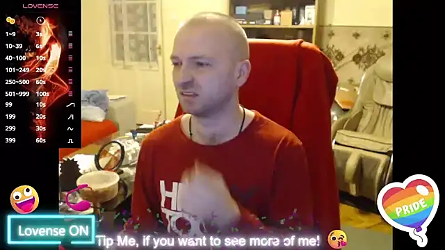 Snapshot of RealManHaveHairy chatting on March 2025 05:56:01 PM RealManHaveHairy online show from March 2025 05:56:01 PM