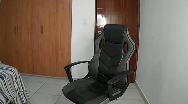 modexusparty1 online show from January 2025 01:53:01 PM