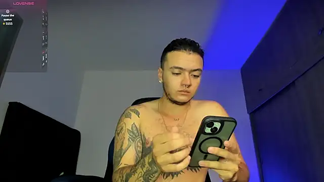 Snapshot of male_pussy chatting on November 2025 04:53:01 PM male pussy online show from November 2025 04:53:01 PM