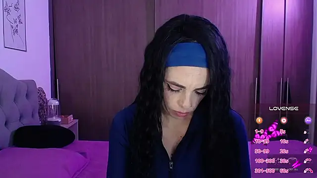 violett honney online show from March 2026 05:14:02 AM