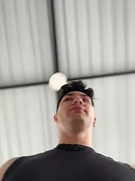 Snapshot of Valerio_James7 chatting on February 2025 09:21:02 PM Valerio James7 online show from February 2025 09:21:02 PM