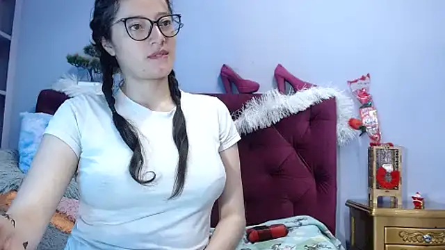 lunazulsj online show from January 2025 05:12:02 PM