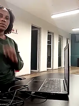 Snapshot of Nattybae09 chatting on February 2025 05:53:01 PM Nattybae09 online show from February 2025 05:53:01 PM