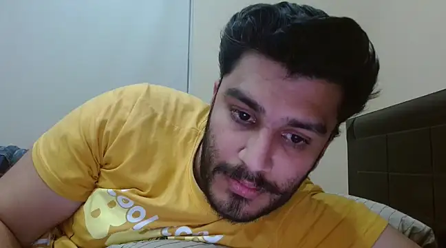 Snapshot of robintoit chatting on January 2025 03:51:01 PM robintoit online show from January 2025 03:51:01 PM