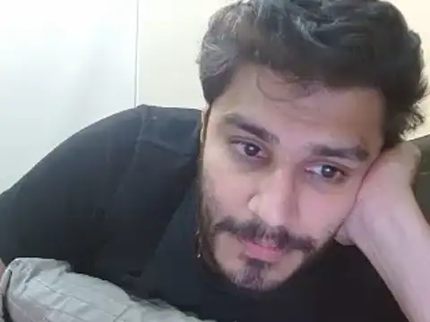 Snapshot of robintoit chatting on January 2025 07:45:01 AM robintoit online show from January 2025 07:45:01 AM