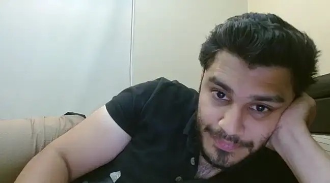 Snapshot of robintoit chatting on February 2025 06:12:02 AM robintoit online show from February 2025 06:12:02 AM