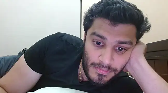 Snapshot of robintoit chatting on February 2025 07:38:01 PM robintoit online show from February 2025 07:38:01 PM