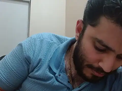 Snapshot of robintoit chatting on November 2025 05:23:01 PM robintoit online show from November 2025 05:23:01 PM