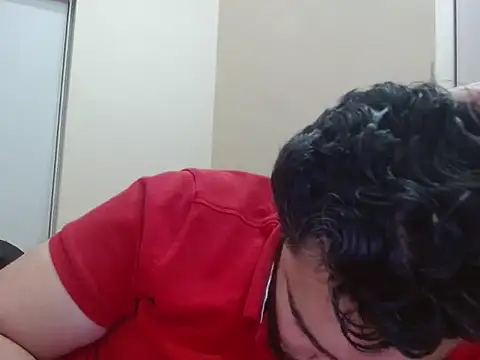 Snapshot of robintoit chatting on December 2025 03:38:02 PM robintoit online show from December 2025 03:38:02 PM