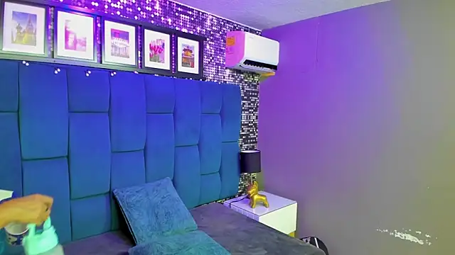 hanny milf online show from December 2025 12:33:02 PM