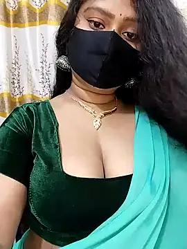 Idhika Paul online show from February 2025 09:52:02 PM