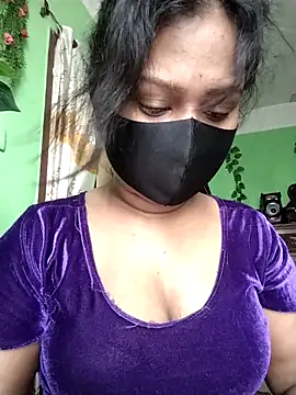 Idhika Paul online show from September 2025 04:16:02 AM