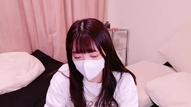 Snapshot of irohani_usagi chatting on December 2024 04:04:01 PM irohani usagi online show from December 2024 04:04:01 PM