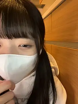 Snapshot of irohani_usagi chatting on January 2025 01:05:02 AM irohani usagi online show from January 2025 01:05:02 AM