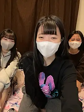 Snapshot of irohani_usagi chatting on December 2025 11:19:01 AM irohani usagi online show from December 2025 11:19:01 AM