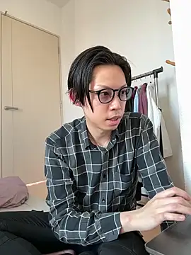 Snapshot of -mirai- chatting on March 2025 07:22:02 AM -mirai- online show from March 2025 07:22:02 AM