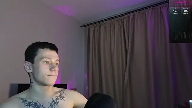 R1mmo   online show from November 2025 01:01:02 PM